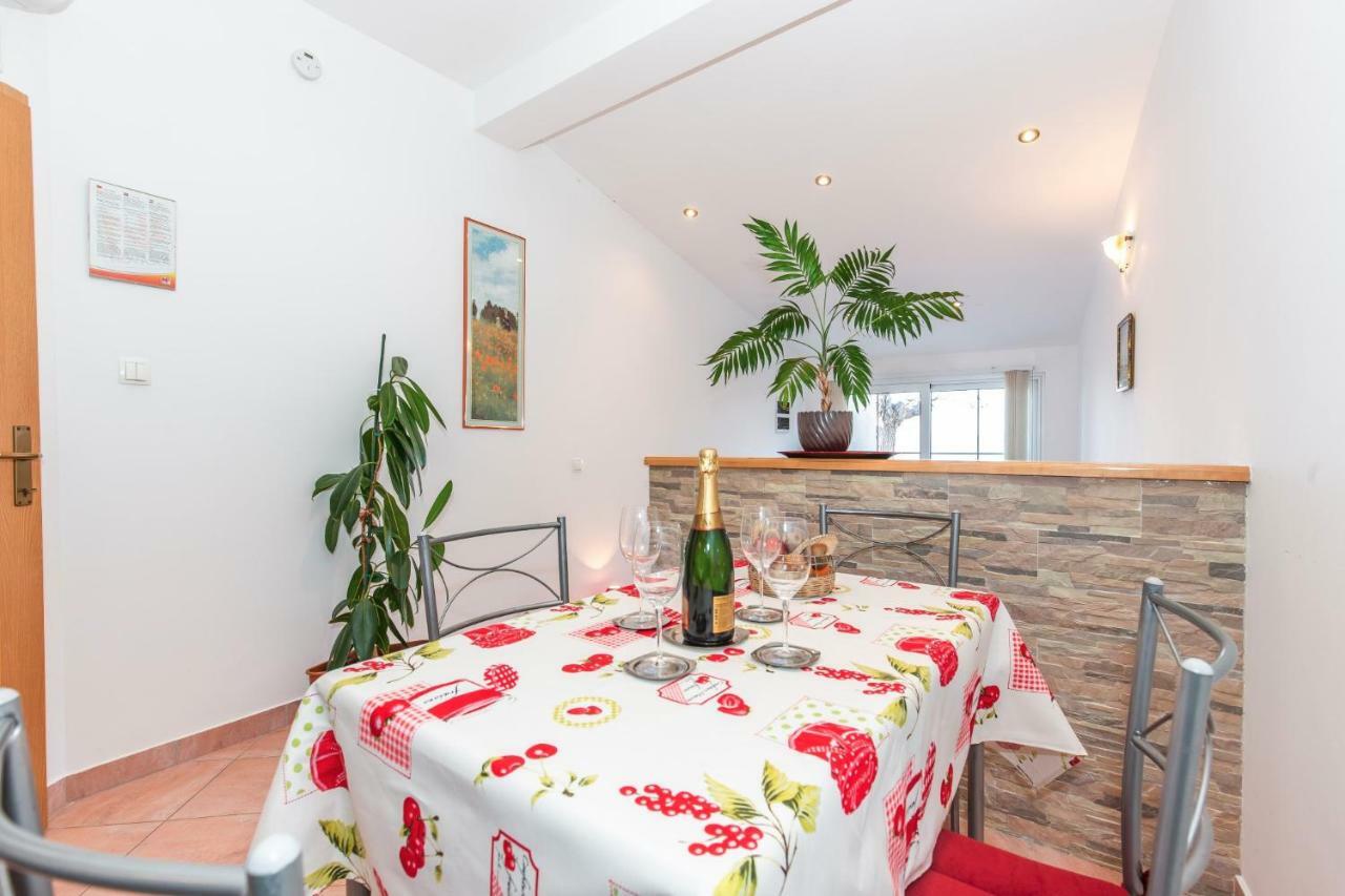 Apartment Jasna With Breathtaking Sea View, Terrace And Free Parking Hreljin Esterno foto